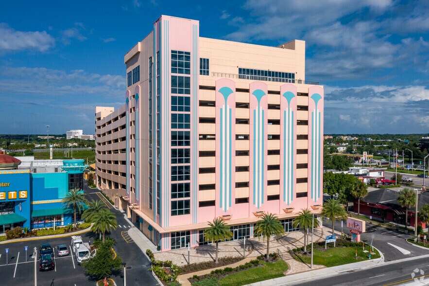 Primary Photo Of 8050 International Dr, Orlando Parking Garage For Lease