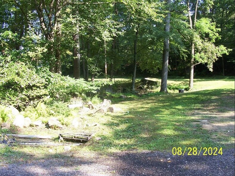 More Photos Of 121 Braddock Rd, Markleysburg Warehouse For Sale