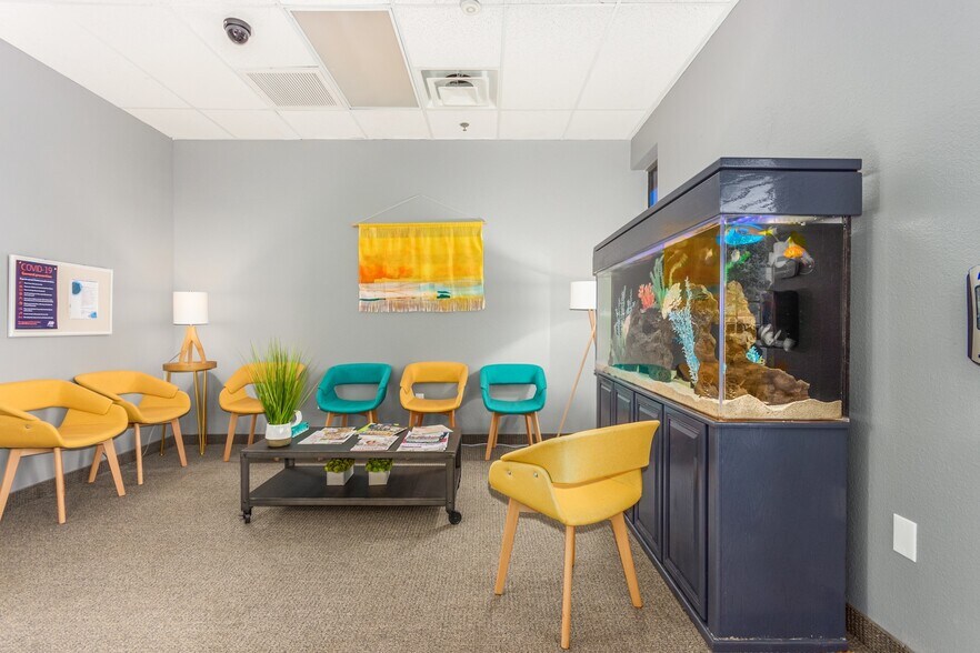 More Photos Of 2075 S Cottonwood Dr, Tempe Medical For Lease