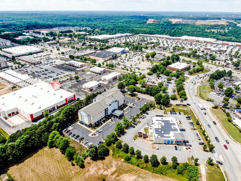 More Photos Of 30 Mill Rd, McDonough Hotel For Sale