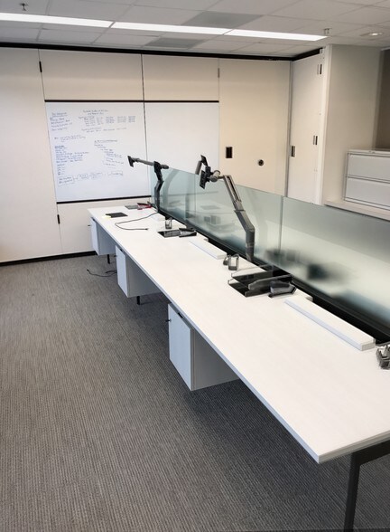 More Photos Of 4055 Faber Place Dr, North Charleston Office For Lease