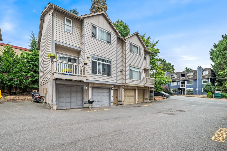 More Photos Of 620 SW 155th St, Seattle Apartments For Sale