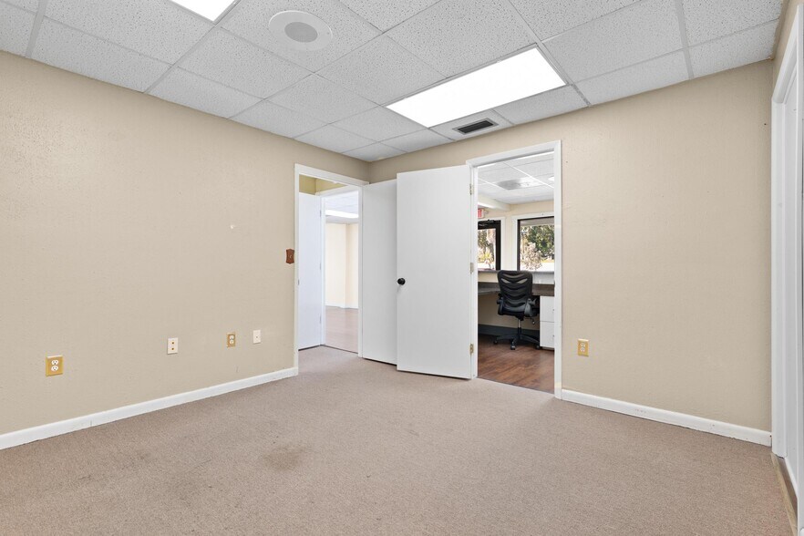 More Photos Of 1200 S Pinellas Ave, Tarpon Springs Medical For Lease