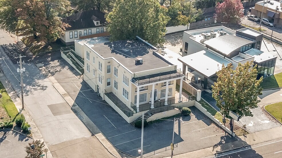 More Photos Of 1981 Union Ave, Memphis Loft Creative Space For Sale