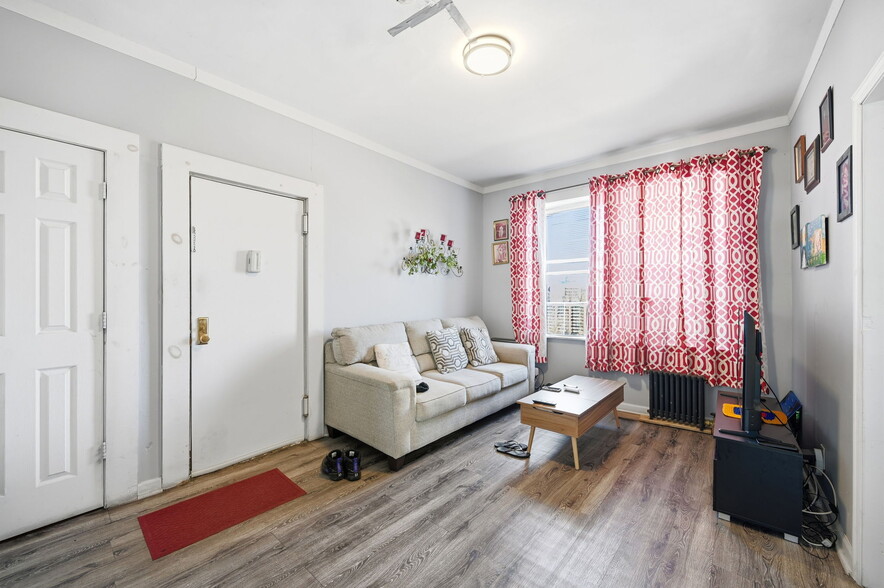 More Photos Of 26 Yonkers Ave, Yonkers Apartments For Sale