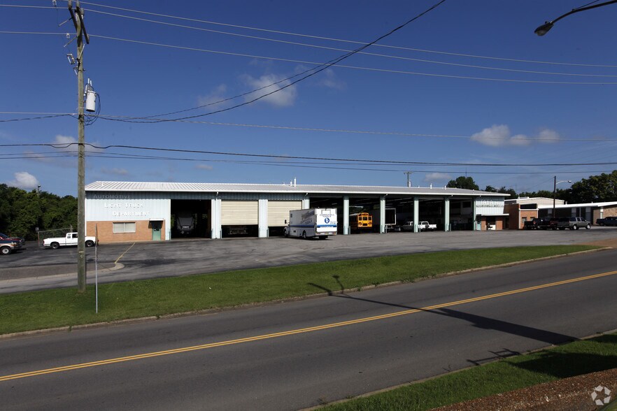 More Photos Of 1333 Foster Ave, Nashville Service For Lease