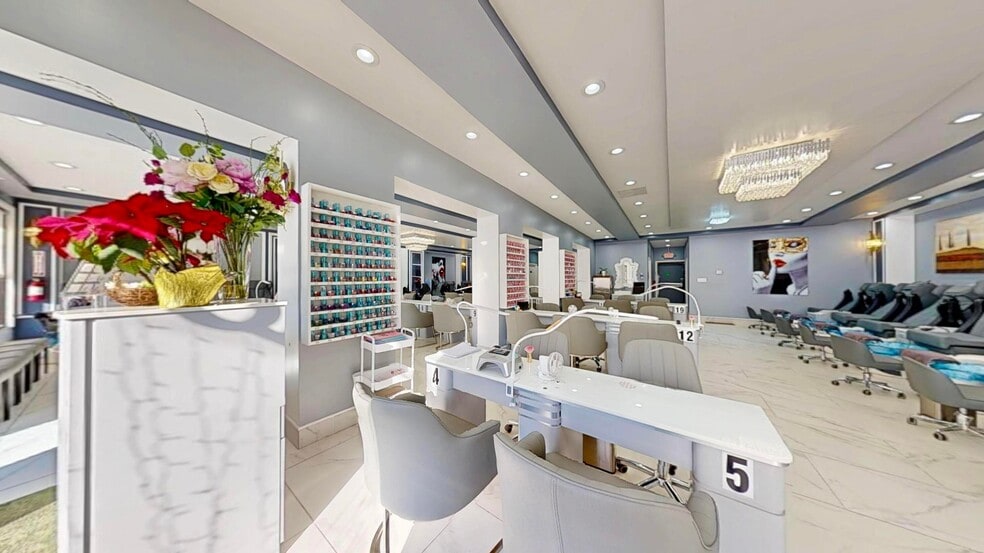 More Photos Of 1312 US Highway 30, Schererville Storefront For Sale