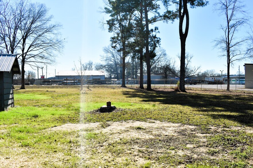 More Photos Of 7050 Mobile Hwy, Montgomery Industrial For Sale