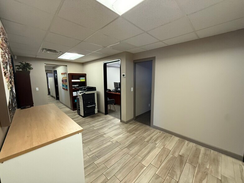 More Photos Of 402 E Southern Ave, Tempe Office For Lease