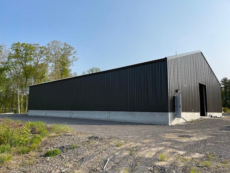 More Photos Of 500 Portland St, Berwick Warehouse For Sale