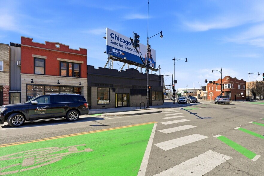 More Photos Of 3596 N Milwaukee Ave, Chicago Storefront Retail Office For Sale