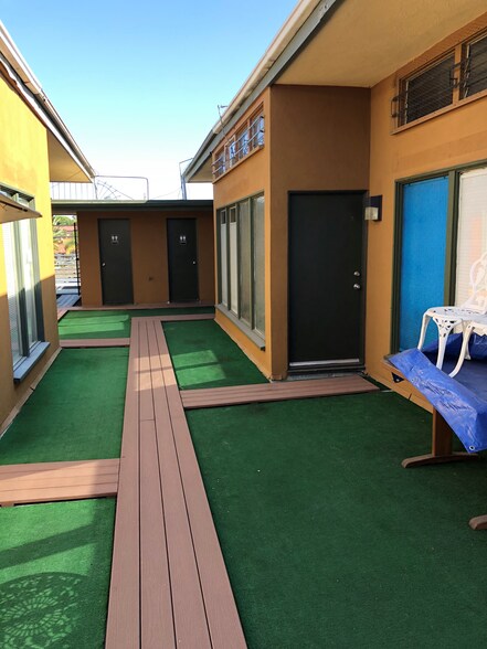 More Photos Of 4250-4252 Atlantic Ave, Long Beach Storefront Retail Office For Lease