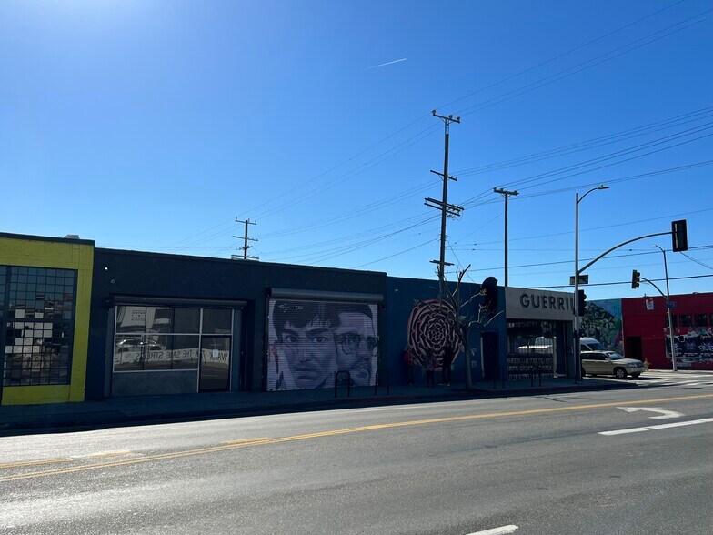 More Photos Of 2000 E 7th St, Los Angeles Storefront For Lease