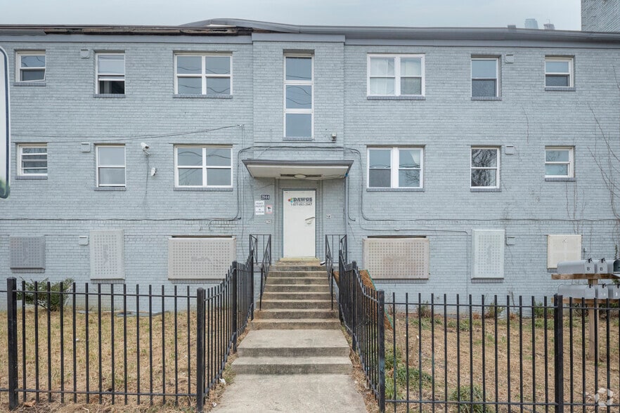 More Photos Of 2844 Langston Pl SE, Washington Apartments For Sale