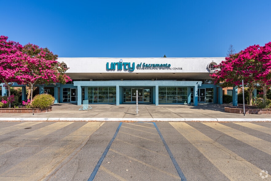 More Photos Of 9249 Folsom Blvd, Sacramento Religious Facility For Sale