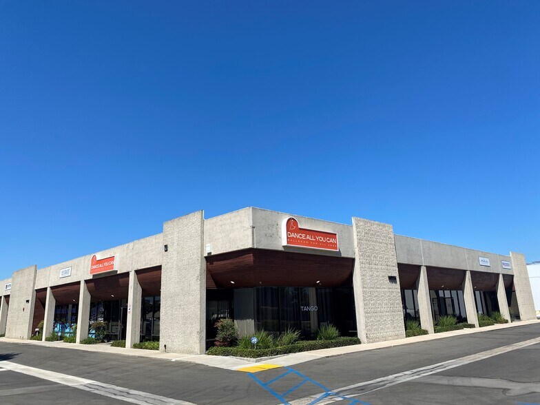 Primary Photo Of 10725 Ellis Ave, Fountain Valley Distribution For Lease