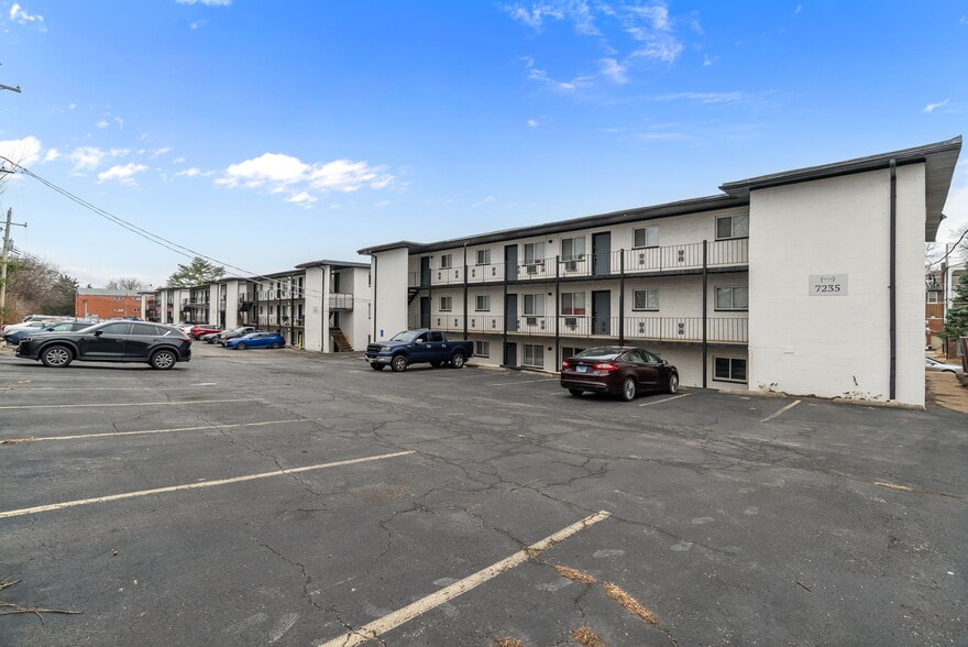 More Photos Of 7223 Anna Ave, Maplewood Apartments For Sale