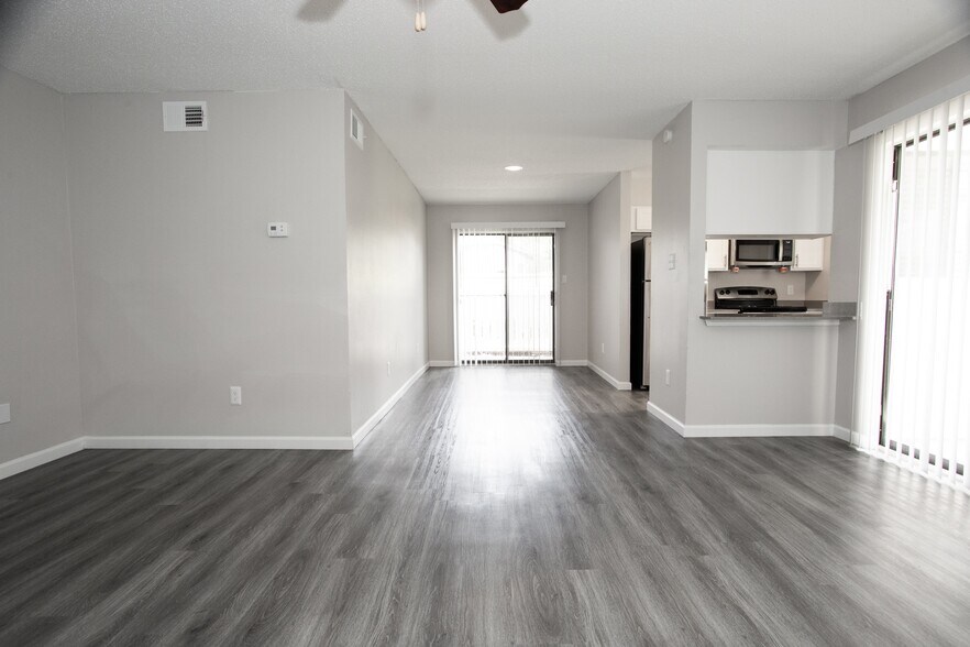 More Photos Of 4328 Duck Creek Dr, Garland Apartments For Sale