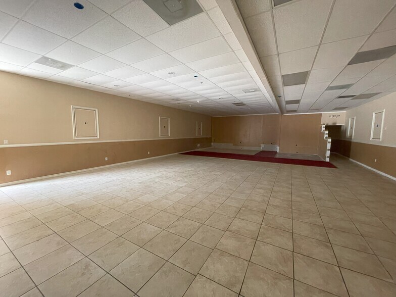 More Photos Of 18855-18859 W Little York Rd, Katy Unknown For Lease