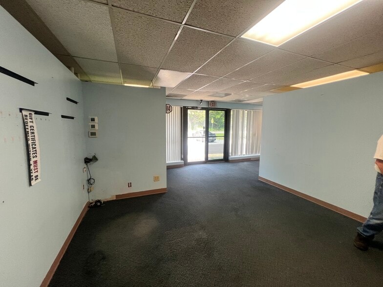 More Photos Of 8200 Perry Hwy, Pittsburgh Freestanding For Sale