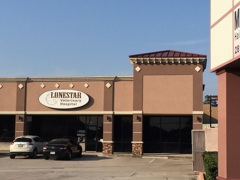 More Photos Of 6725 Atascocita Rd, Humble Unknown For Lease