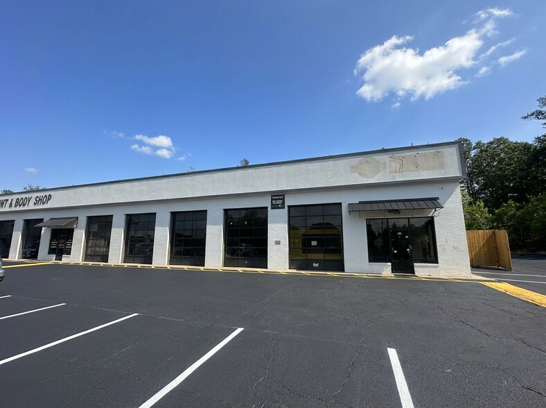 More Photos Of 500 Thornton Rd, Lithia Springs Auto Repair For Lease