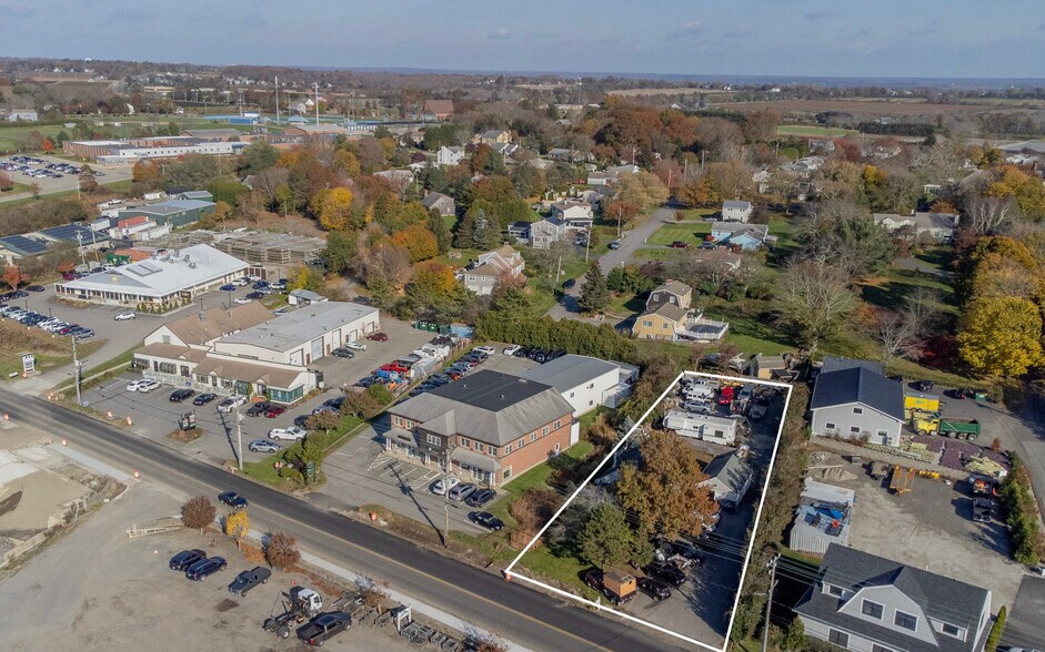 More Photos Of 999 Aquidneck Ave, Middletown Flex For Sale