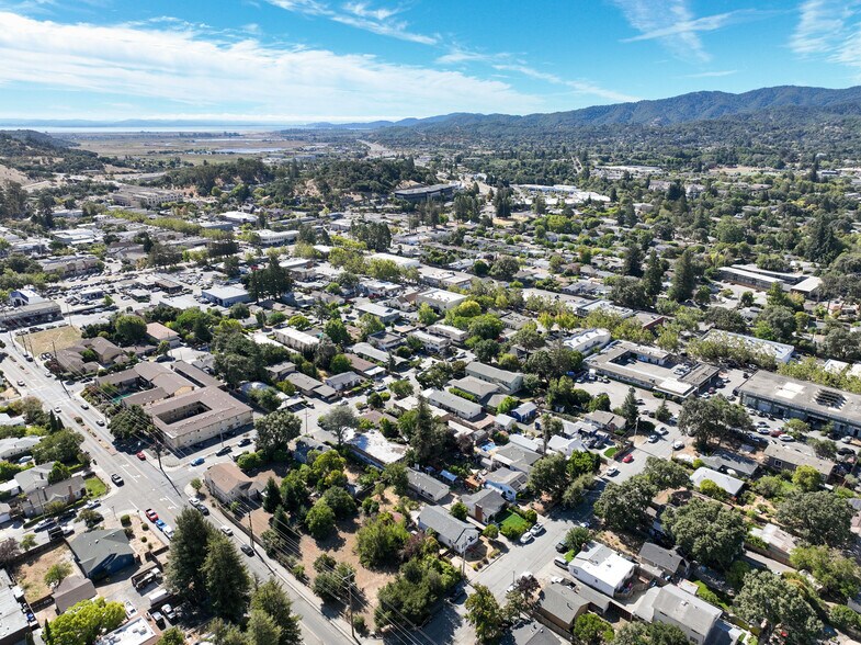 More Photos Of 1041 3rd St, Novato Apartments For Sale