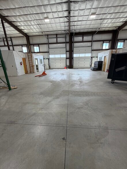 More Photos Of 1900 N 200 E, Spanish Fork Warehouse For Lease