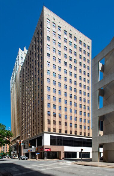 More Photos Of 307 W 7th St, Fort Worth Office For Lease