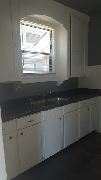 More Photos Of 810 Classen Blvd, Norman Apartments For Sale