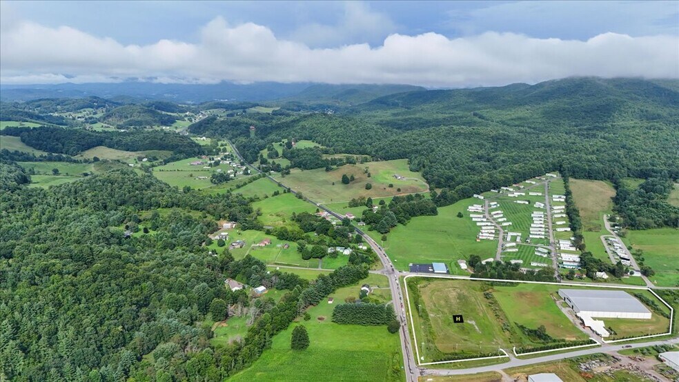 More Photos Of 241 Industrial Park Rd, Mountain City Warehouse For Sale