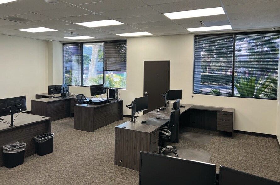 More Photos Of 3601 Calle Tecate, Camarillo Research And Development For Lease