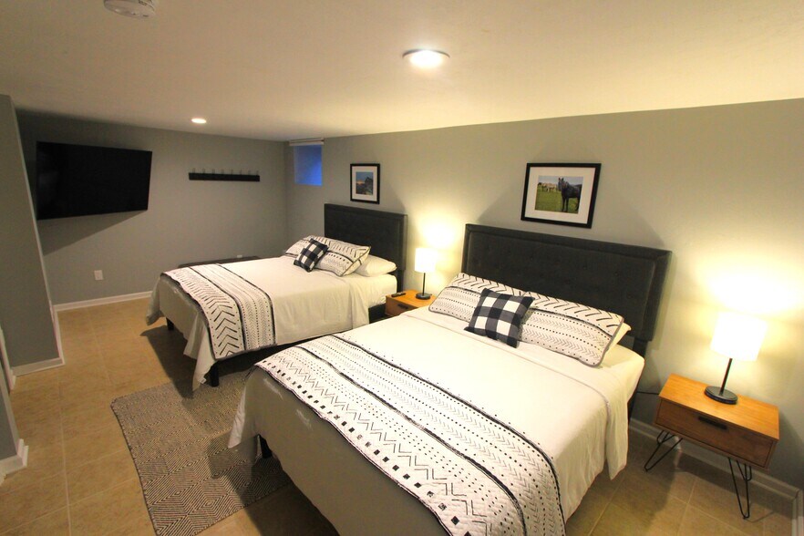 More Photos Of 2375 Maple Dr, Sister Bay Multifamily For Sale