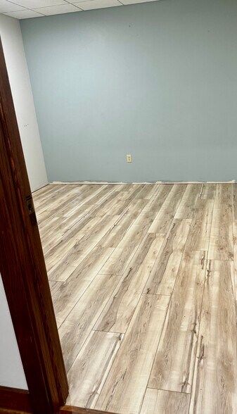 More Photos Of 683 Pittsford Victor Rd, Pittsford Storefront Retail Office For Lease