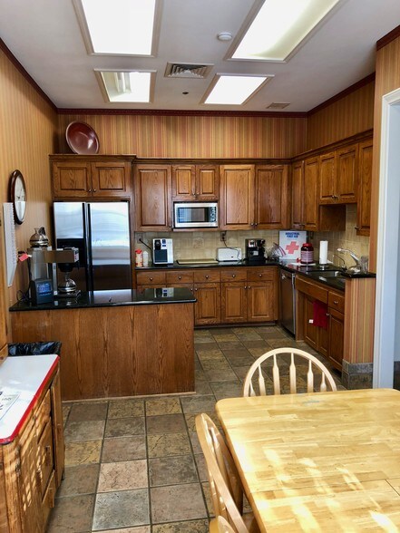 More Photos Of 2545 E Southlake Blvd, Southlake Medical For Sale