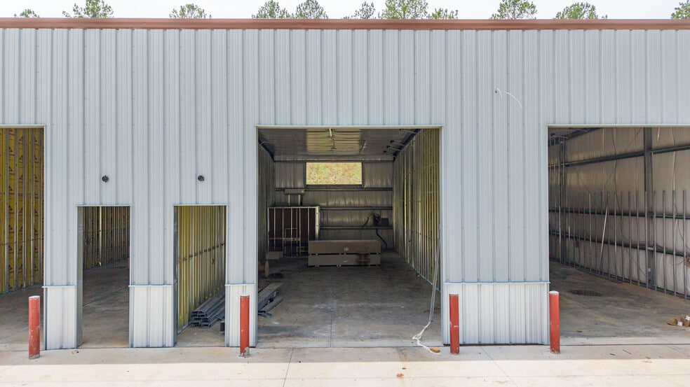 More Photos Of 1040 Park Ct, Greensboro Warehouse For Sale