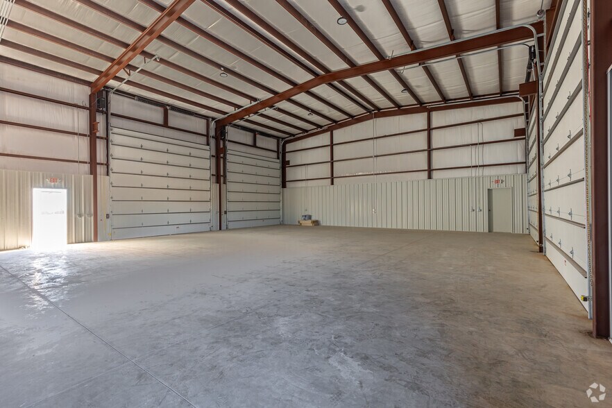 More Photos Of 4700 E CR 134, Midland Warehouse For Lease