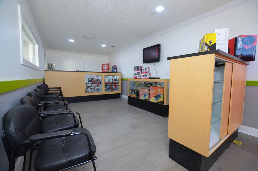 More Photos Of 3200 S State Road 7, Miramar Auto Dealership For Sale