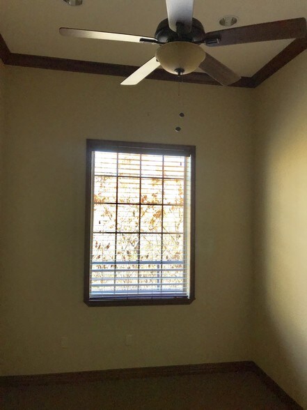 More Photos Of 7000 Parkwood Blvd, Frisco Office For Sale