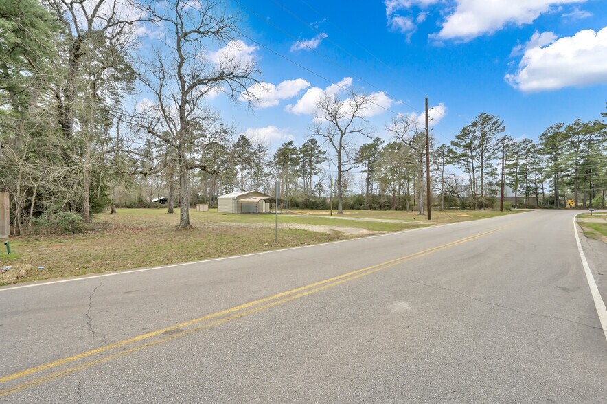More Photos Of 16519 Lonesome Pine St, Magnolia Land For Sale