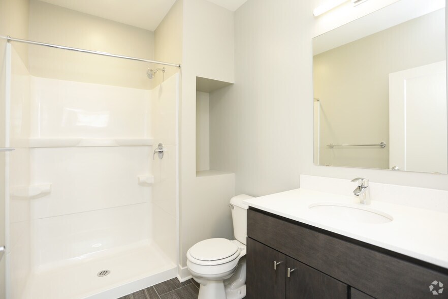 More Photos Of 1059 Wealthy St SE, Grand Rapids Apartments For Lease
