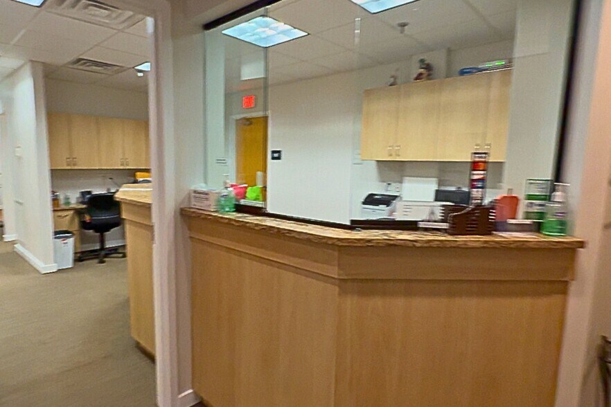 More Photos Of 1817 Black Rock Tpke, Fairfield Medical For Sale