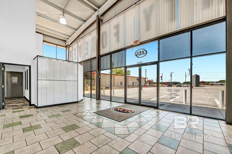 More Photos Of 20870 State Highway 59, Robertsdale Freestanding For Lease