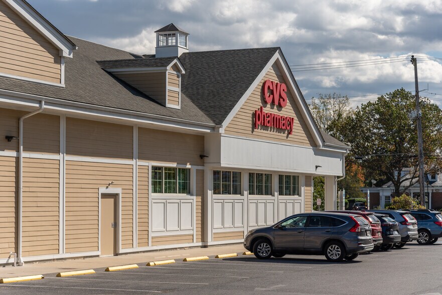 More Photos Of 2 Ashton Rd, Ashton Convenience Store For Sale