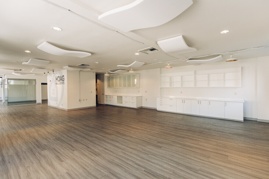 More Photos Of 705-711 SW Alder St, Portland Office For Lease