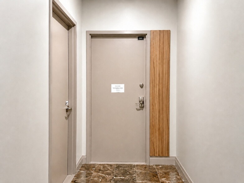 More Photos Of 1650 Elgin Mills Rd E, Richmond Hill Medical For Sale