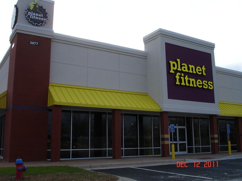 More Photos Of 3973 Holland Rd, Virginia Beach Freestanding For Lease