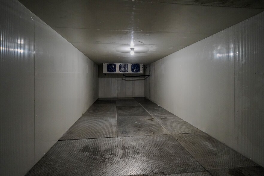 More Photos Of 743-749 NW 23rd St, Miami Food Processing For Lease