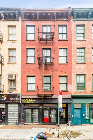 Primary Photo Of 317 Canal St, New York Storefront Retail Residential For Lease